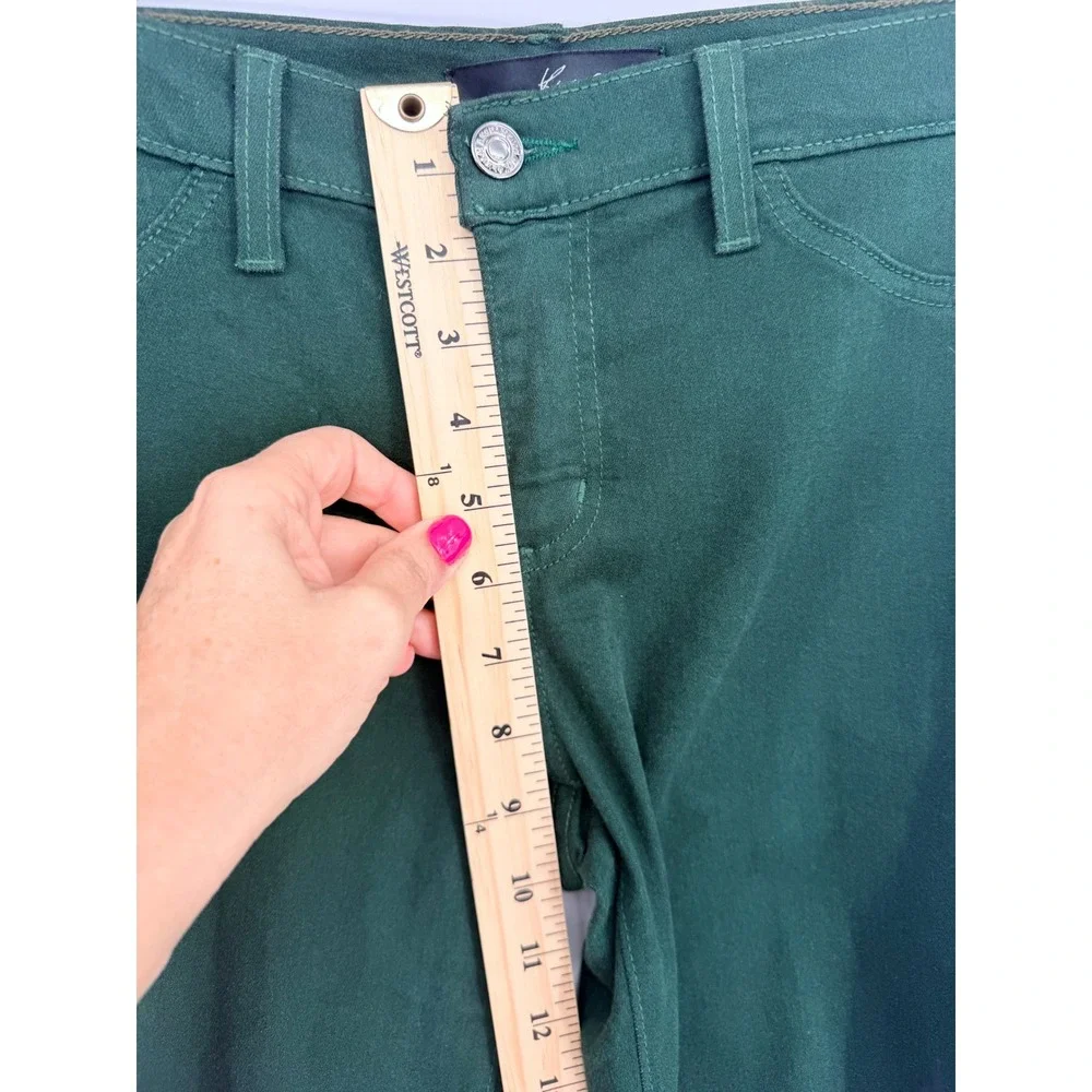 KanCan Skinny Jeans 11/29 Dark Green Distressed Knee Grunge Goblincore‎ KC1654